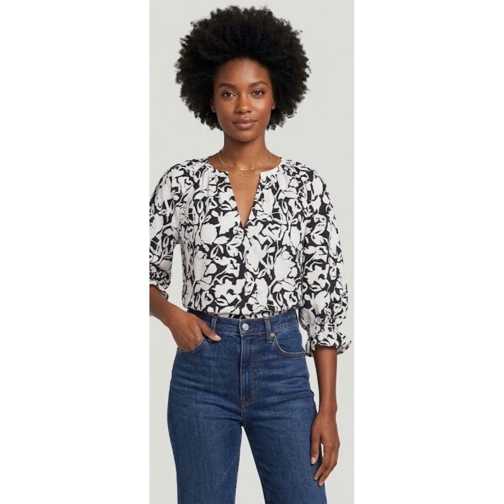 Evereve Blouse Womens S Artsy Boho Corpcore Jordy Blue White Floral Smocked